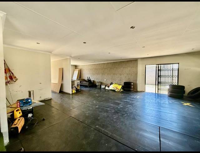 BUSINESS FOR SALE IN VANDERBIJLPARK SE 1